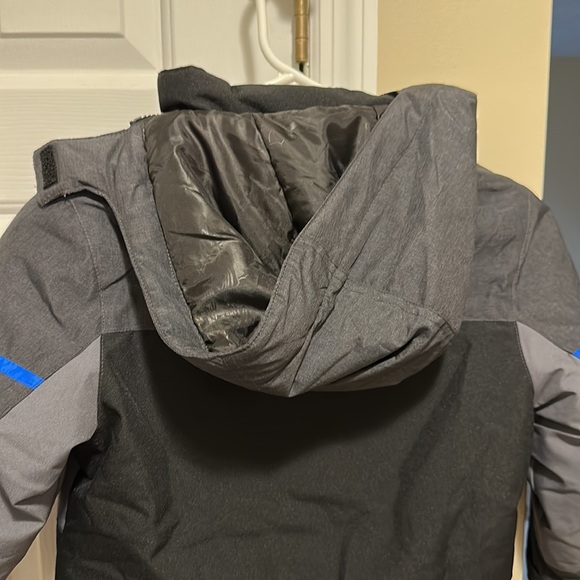 Boys Gerry Winter Coat XS 5/6 black and gray hooded never worn - Picture 6 of 9